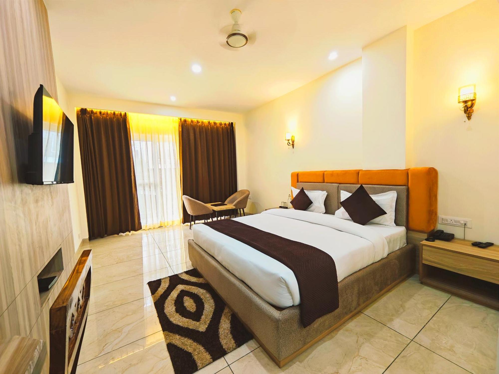 Hotel Pines And Peeks By Tws Hotels Dalhousie Dış mekan fotoğraf
