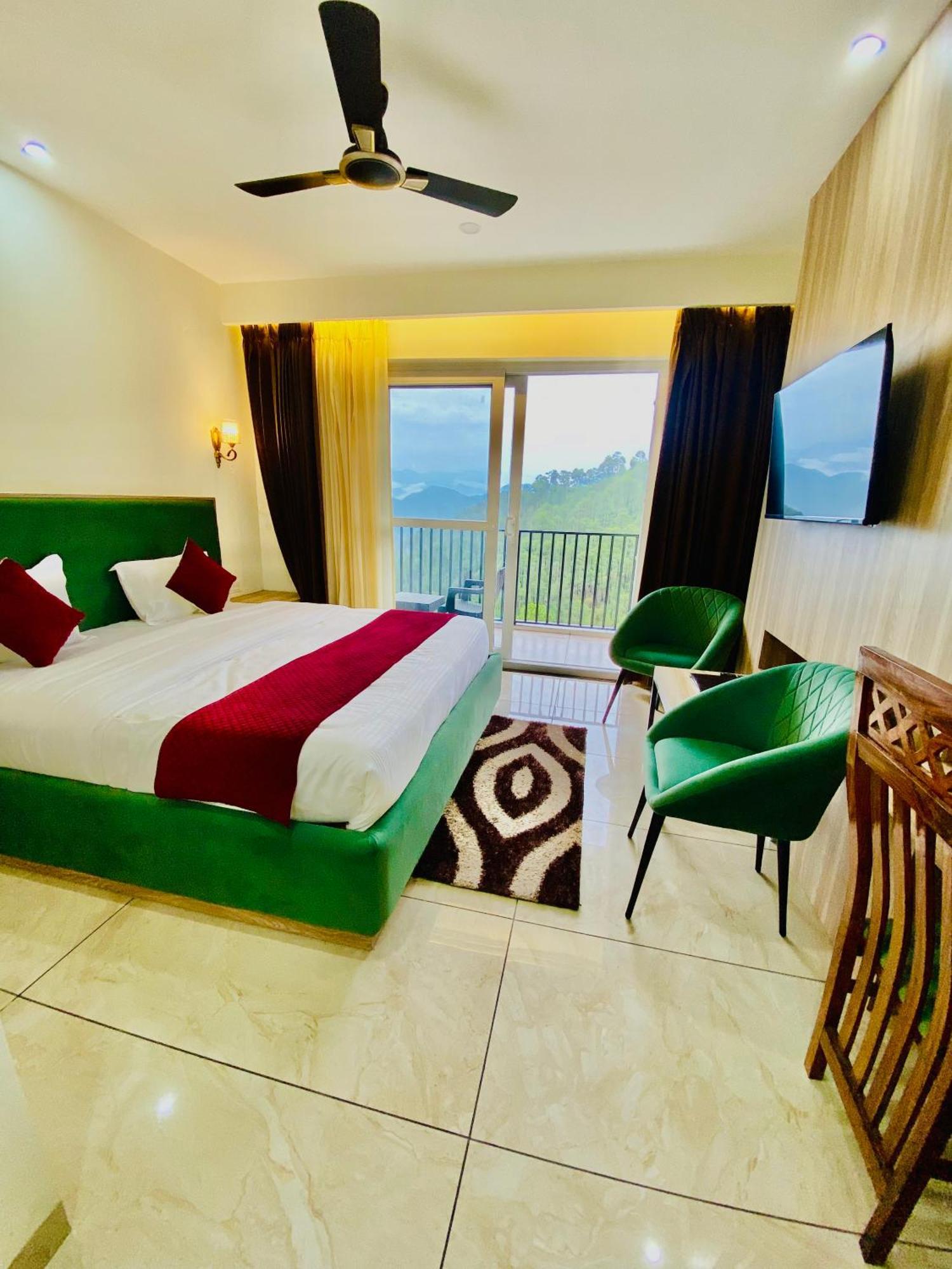 Hotel Pines And Peeks By Tws Hotels Dalhousie Dış mekan fotoğraf