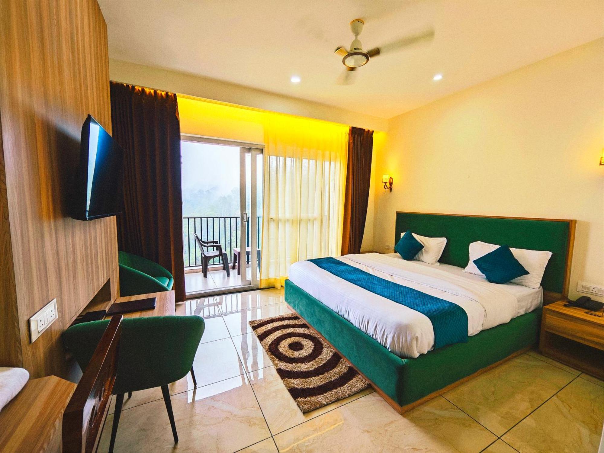 Hotel Pines And Peeks By Tws Hotels Dalhousie Dış mekan fotoğraf