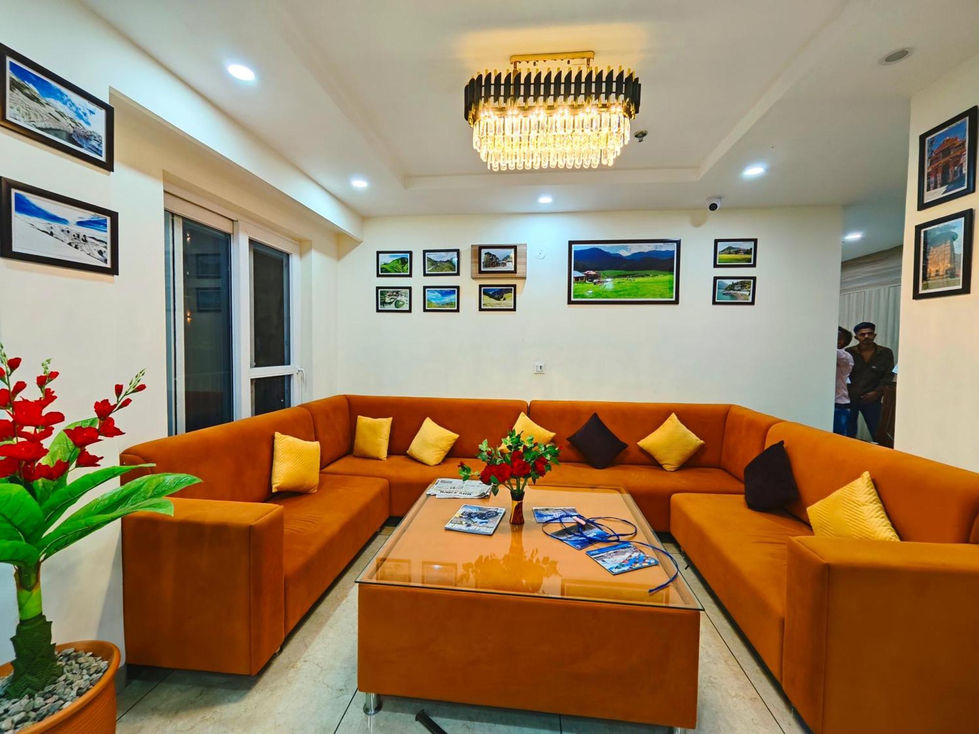 Hotel Pines And Peeks By Tws Hotels Dalhousie Dış mekan fotoğraf